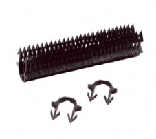 Black underfloor heating clips